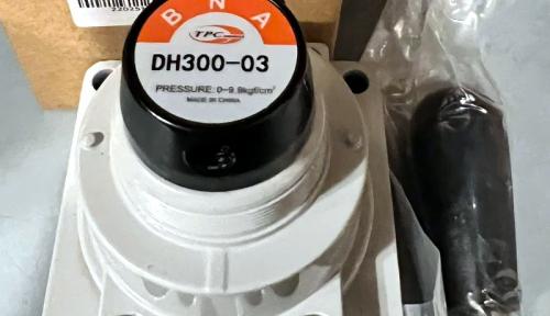 Van Tay Gạt Khí Nén TPC DH300-03